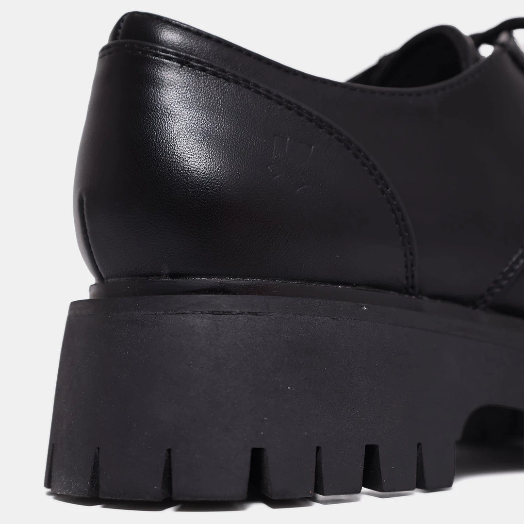 KOI Footwear Pinemoon Black Lace Up Shoes NEW IN 6 KOI Footwear Pinemoon Black Lace Up Shoes NEW IN