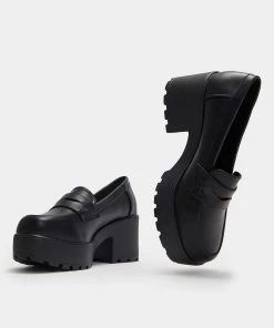 KOI Footwear WOMEN'S Vigo Classic Chunky Shoes