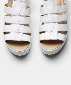 Elegant Shoes Ltd SII Strappy Cleated Sandals WOMEN'S