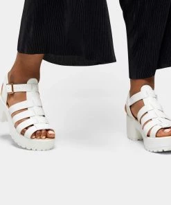 Elegant Shoes Ltd SII Strappy Cleated Sandals WOMEN'S