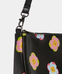 Dongguan Changping Qiaoli Lee Tat Luggage Bags Co., Ltd Kawaii Flower Power Shoulder Bag