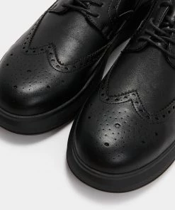 KOI Footwear SS22 Corson Men's Black Brogue Detail Shoes
