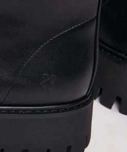 KOI Footwear Vision Men's Black Classic Lace Up Boots NEW IN